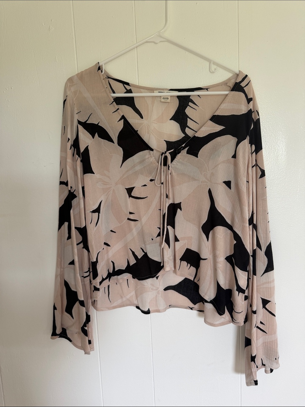 Billabong Tan and Black Floral Tie-Front Women's Blouse